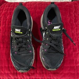 Nike Women's Black Flyknit Max Shoes